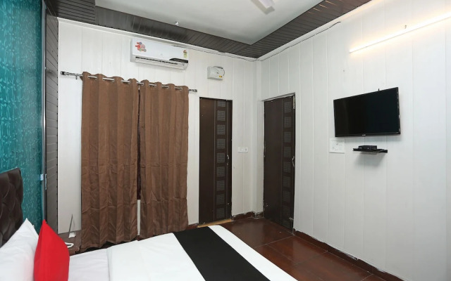 Capital O 24794 Aaryavan Resorts