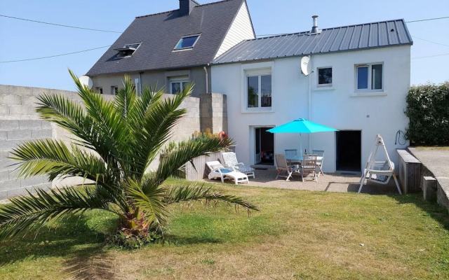 Beachfront Apartment in Plouguerneau