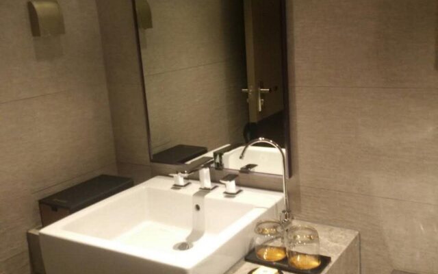 Home Inn Plus Shunde Daliang Bus Station