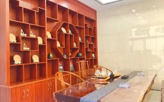 Mengla Kaiyi Boutique Hotel