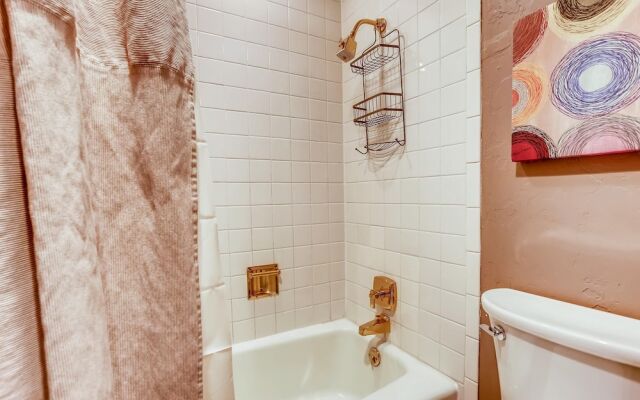 Four O'clock Somewhere