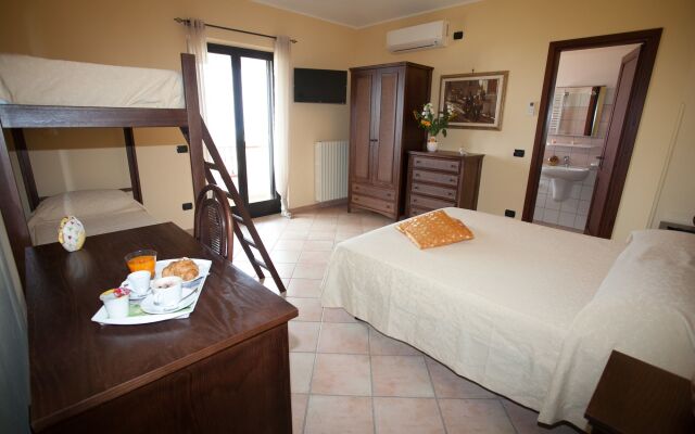 Casale Pietrantica Bed & Breakfast