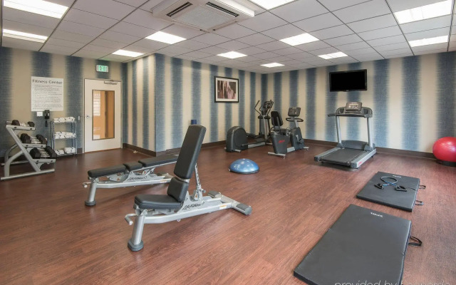 Holiday Inn Express & Suites Norwood