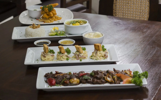 Grand Puri Saron Yogyakarta