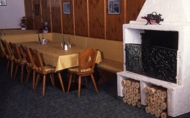 Hotel-Gasthof Waldcafé
