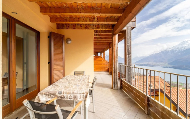 Willow Apartment with Lakeview