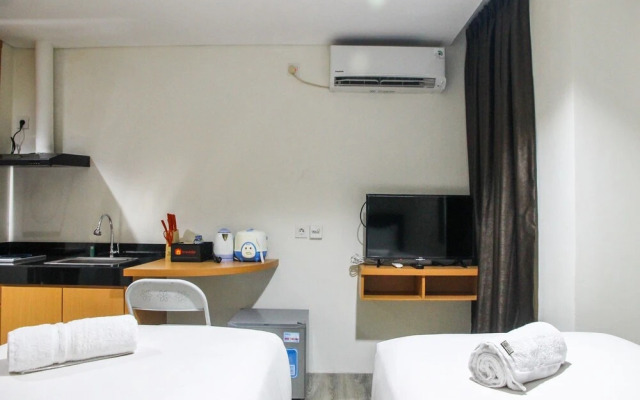 Cozy Studio Room Bintaro Icon Apartment