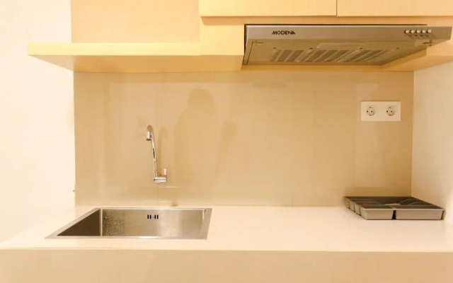 Japanese Cozy Style Studio At Bintaro Embarcadero Apartment