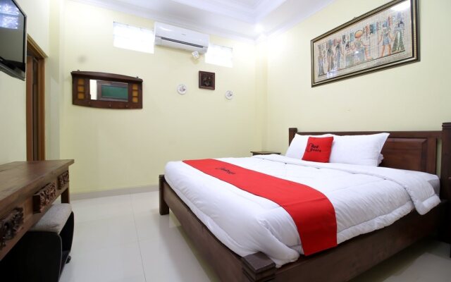 Canting Prodo Traditional Hotel