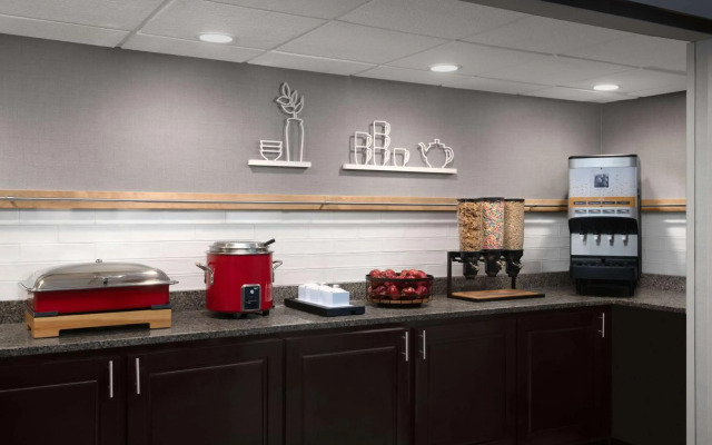 Hampton Inn Russellville
