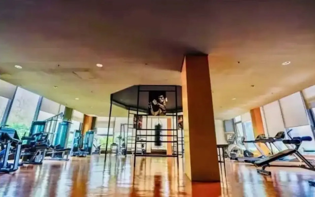 Manila Bay View - 1BR with balcony