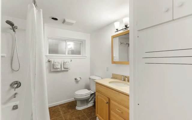 Hillside on North Queen Anne