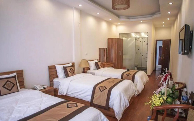 Wild Lotus Hotel & Travel 2