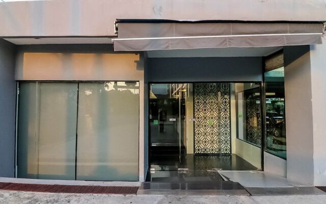 曼谷经典席娜卡琳 40 号奈达客房(Nida Rooms Classic Srinakarin 40)