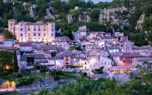 Domaine de Saint Cerice en Ardèche Sud