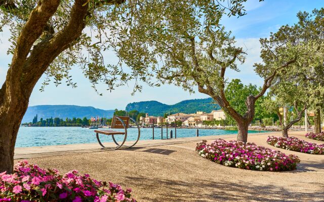 Bardolino Garden Pool & Tennis