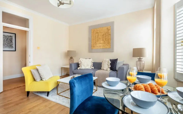 Stylish 3BR 2BA in Mayfair by Hyde Park