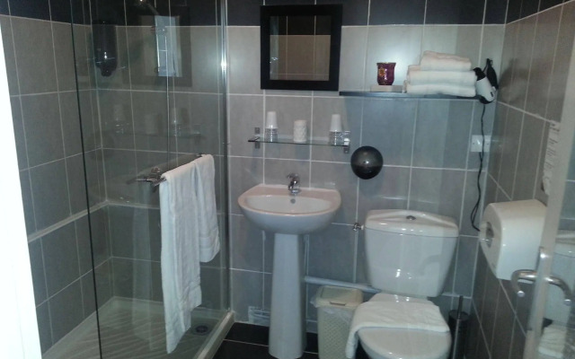 Hôtel Le Chapeau Rouge