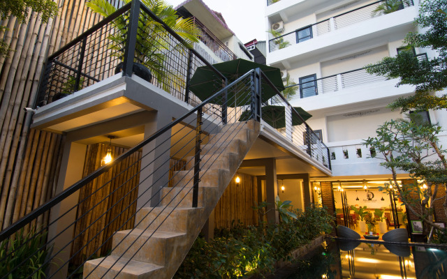 Double Leaf Boutique Hotel
