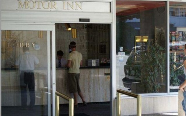 Paul's Motor Inn