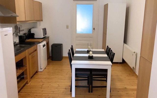 Villas street 1st floor