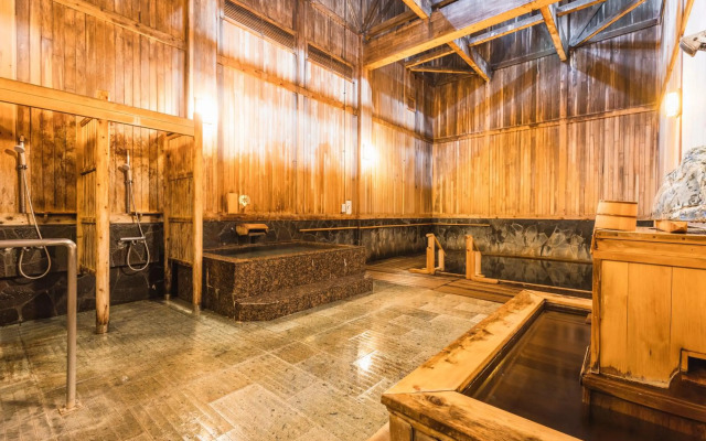 Tsuta Onsen