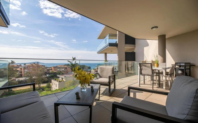 Agosta Sea View