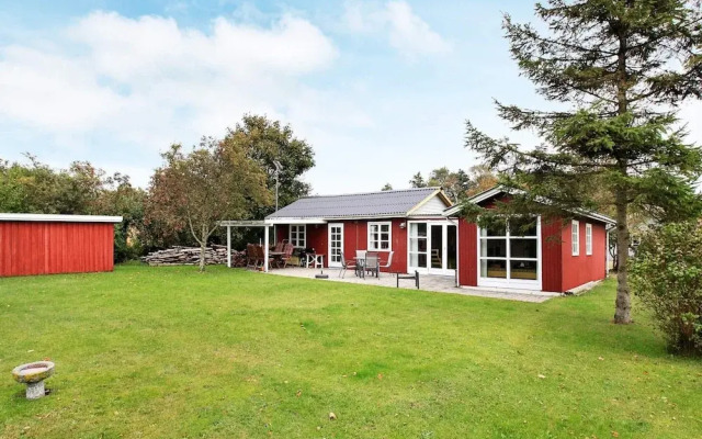 6 Person Holiday Home in Store Fuglede