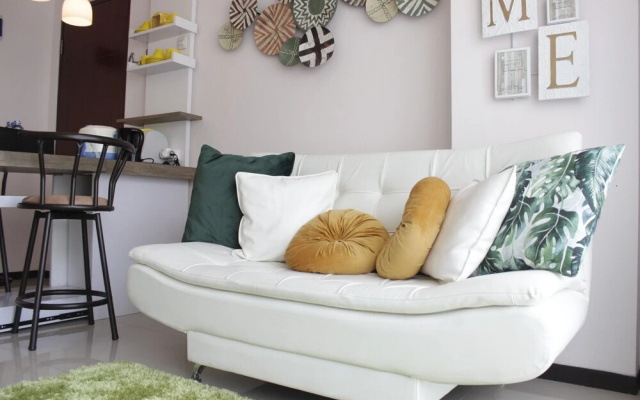 Scenic & Trendy 2Br at Gateway Pasteur Apartment – Guest Rooms – Bandung