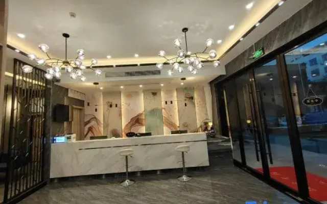 Yuman Yazhi Hotel