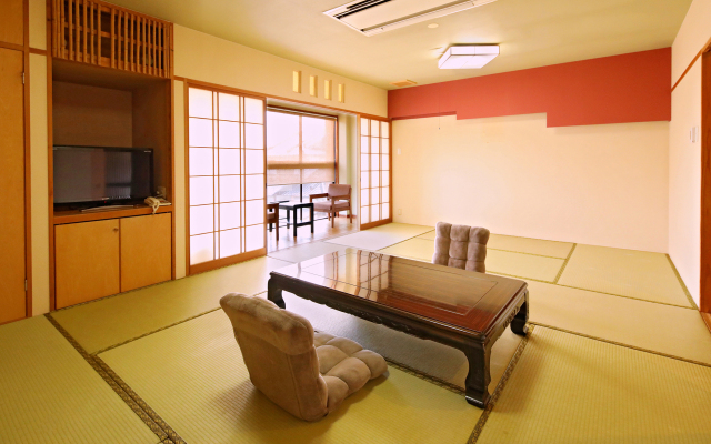 Ueki Onsen Takanoya