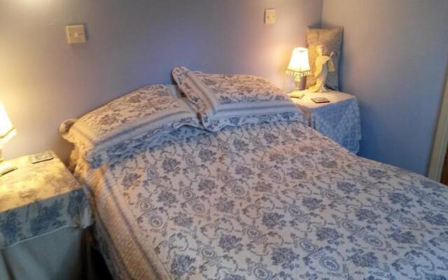 Riverview Bed And Breakfast