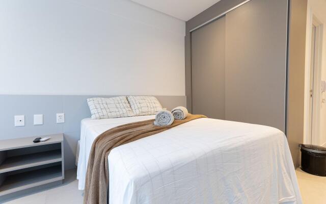 Rooftop #704 - Suíte em Boa Viagem por Carpediem