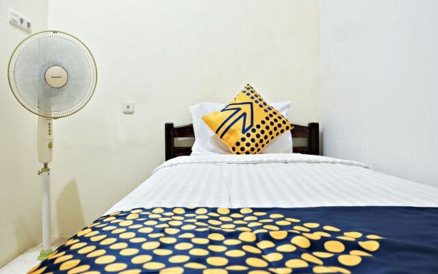 SPOT ON 2742 R5 Homestay