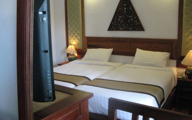 Chanthapanya Hotel
