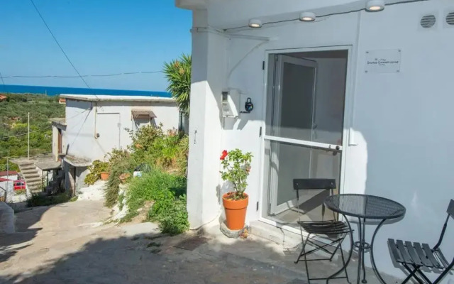 Jasmine Summer House