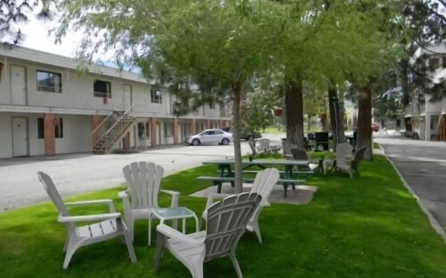 Beachside Motel