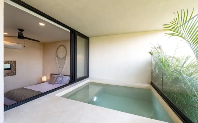 Two Bedroom Luxury Apartment by TuLuna