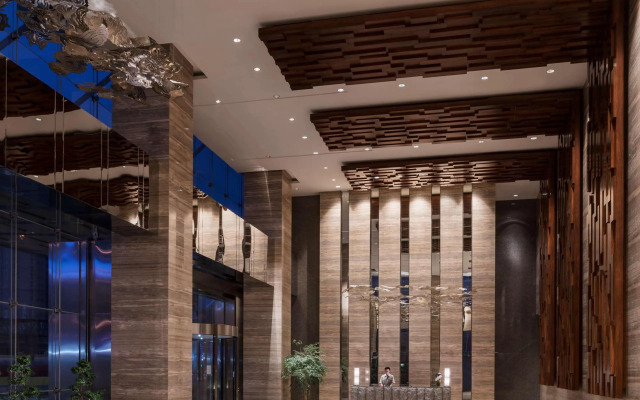 Hyatt Regency Shanghai, Wujiaochang