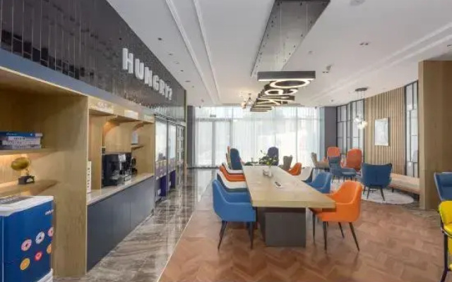 Lanzhou Longxing Tower Park Hotel