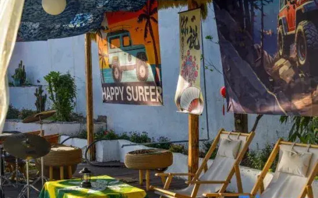 Sunset Cliff Panorama Hotel (Dali, Erhai)