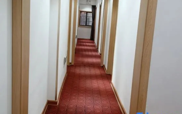 Xiangge Express Hotel, Luzhou Lake