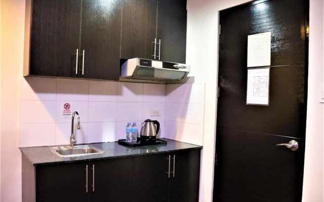 The Studio 18 Residences