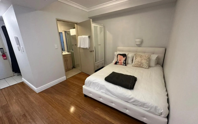 Sydney Airport Suites
