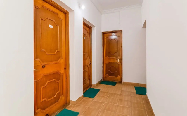 OYO 41662 Semskit Guest House