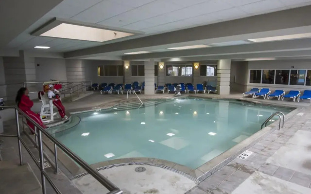 Cedar Point's Hotel Breakers