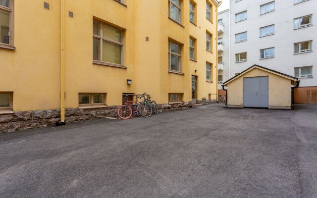 Wehost Vaasankatu 25