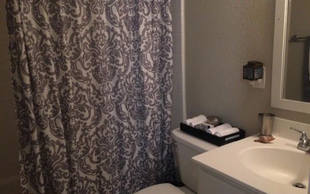 Lodgeur at Houston House