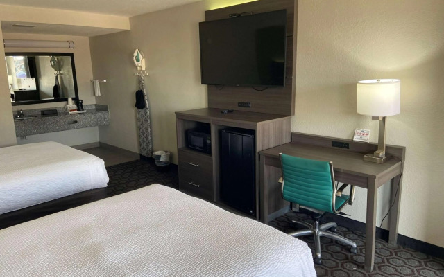 Aloft Dallas DFW Airport Grapevine