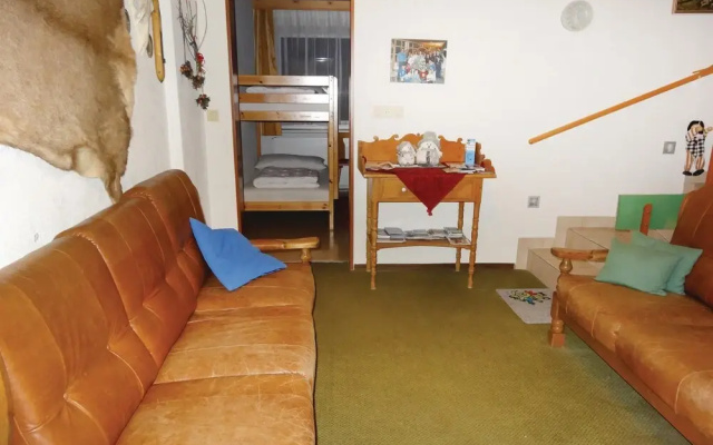 Stunning Apartment in Holzgau With 7 Bedrooms and Wifi